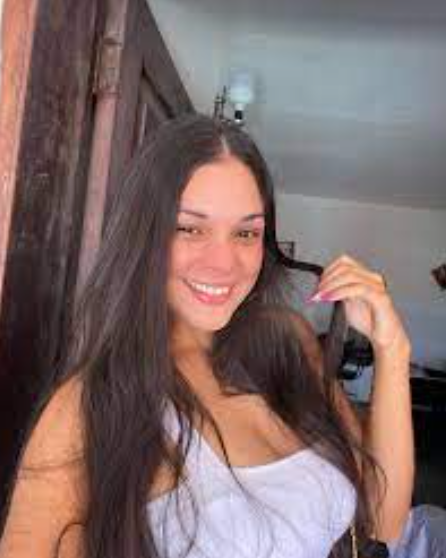 <strong>Luisana</strong><em><strong> D.</strong></em>